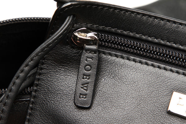 ロエベ ブラック レザー 肩掛け ショルダーバッグ レディース LOEWE 中古