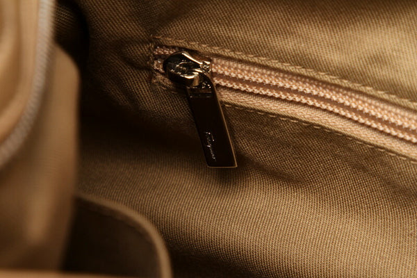 サルヴァトーレフェラガモ ウッド AU-21/6371 ベージュ レザー ハンドバッグ レディース Salvatore Ferragamo 中古