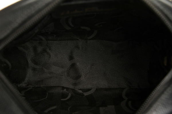 サルヴァトーレフェラガモ ヴァラ D21 3096 ブラック 黒 レザー ショルダーバッグ レディース Salvatore Ferragamo 中古