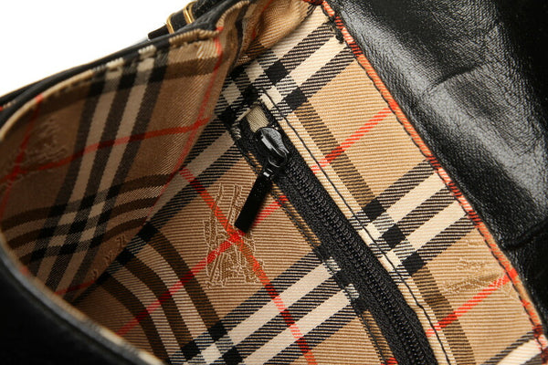 バーバリー ブラック  レザー ショルダーバッグ レディース BURBERRY 中古