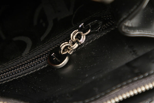 サルヴァトーレフェラガモ ショルダーバッグ 1-240001040659