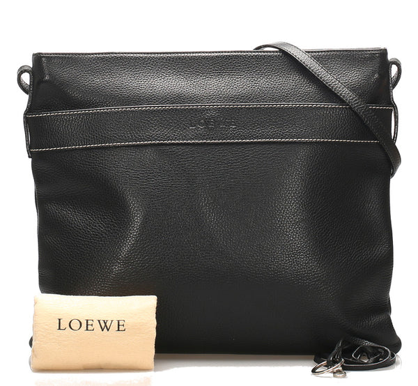 ロエベ ブラック レザー 斜め掛け ショルダーバッグ レディース LOEWE 【中古】