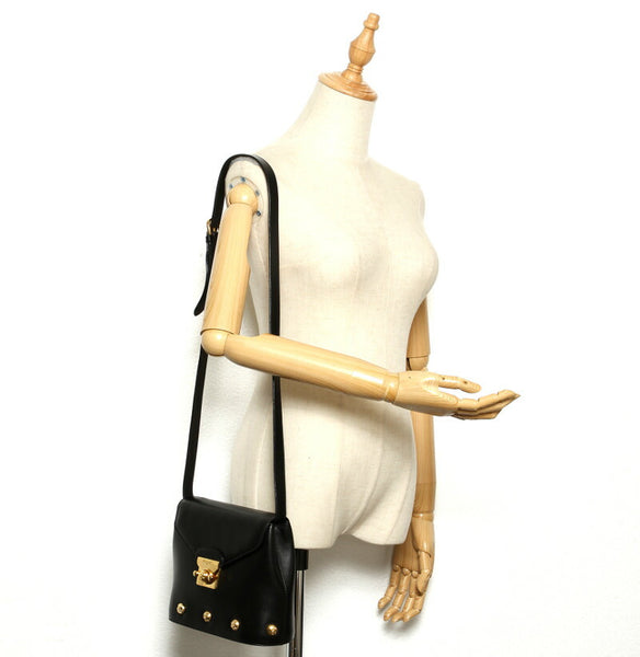 サルヴァトーレフェラガモ スタッズ 1-240001040733