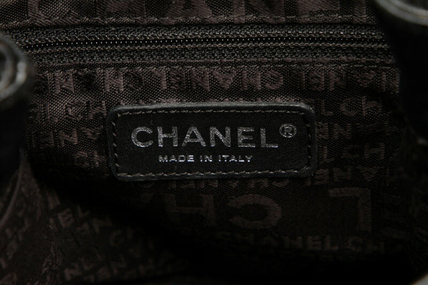 シャネル チェーン ブラック  レザー ショルダーバッグ レディース CHANEL 中古
