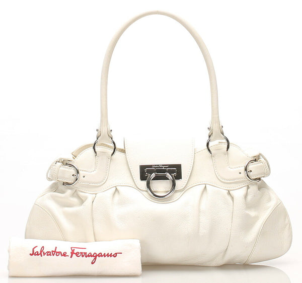 サルヴァトーレフェラガモ ガンチーニ マリッサ AU-21/6317 ホワイト 白 レザー トートバッグ レディース Salvatore Ferragamo 中古