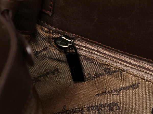 サルヴァトーレフェラガモ ショルダーバッグ 1-240001040975