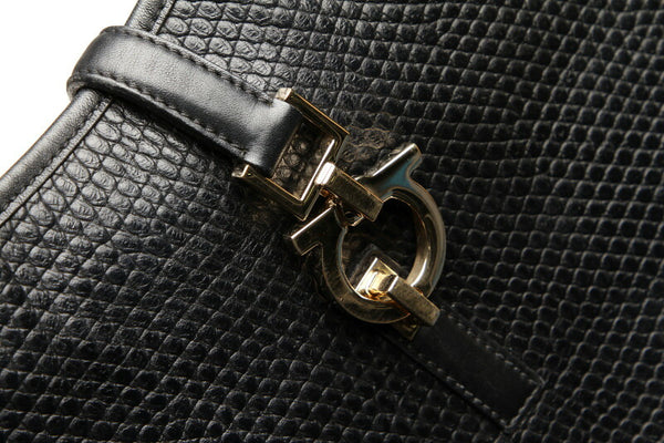 サルヴァトーレフェラガモ ショルダーバッグ 1-240001040976