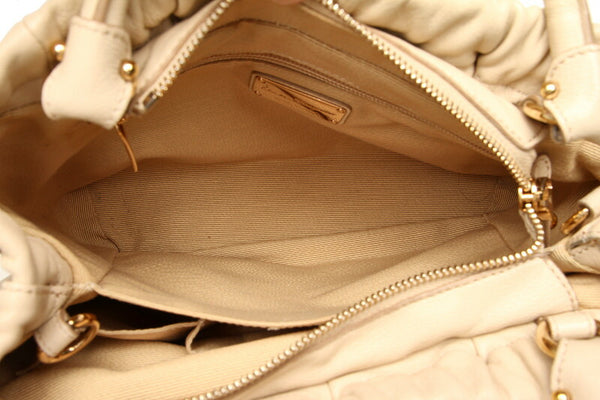 サルヴァトーレフェラガモ ヴァラリボン GG-21 C793 ベージュ レザー ハンドバッグ ショルダーバッグ 2WAY レディース Salvatore Ferragamo 中古