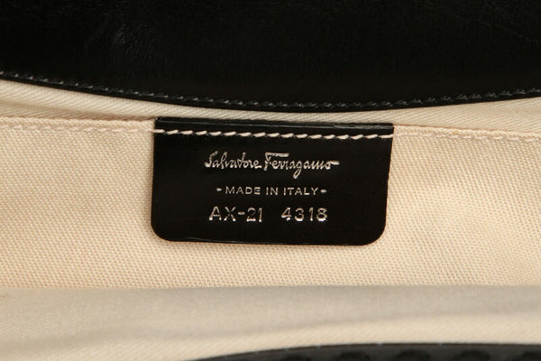 サルヴァトーレフェラガモ AX-21 4318 ブラック イエロー キャンバス レザー ショルダーバッグ レディース Salvatore Ferragamo 中古