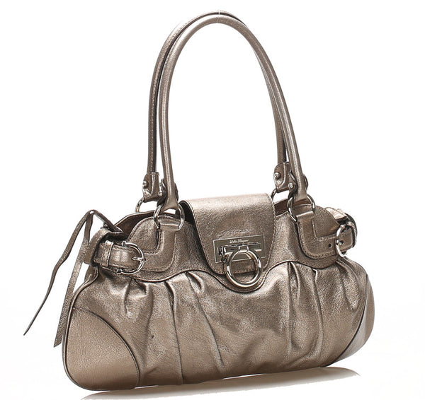 サルヴァトーレフェラガモ ショルダーバッグ 1-240001041297