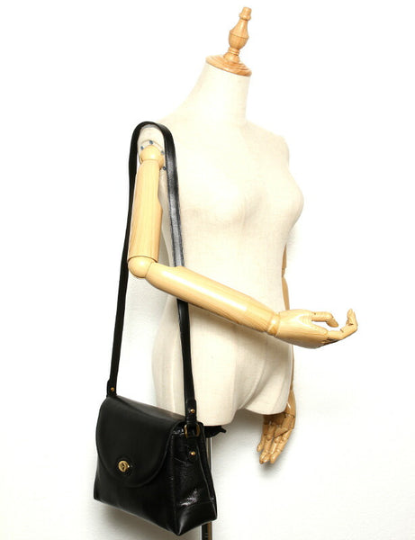 サルヴァトーレフェラガモ 021 0123 ブラック レザー ショルダーバッグ レディース Salvatore Ferragamo 中古