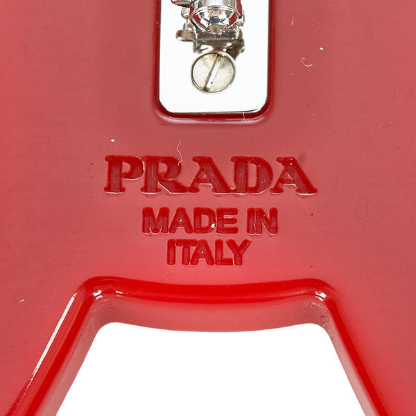 プラダ レッド プラスチック レザー くま ブローチ レディース PRADA 【中古】