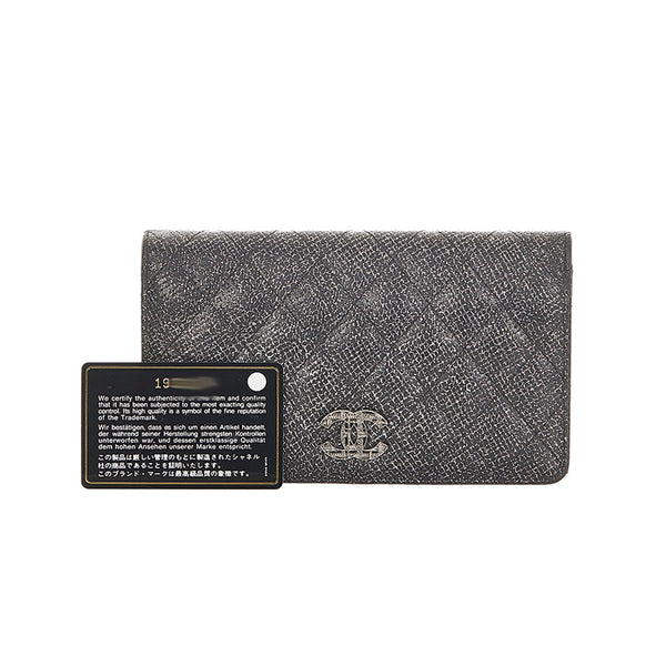 シャネル マトラッセ ブラック シルバーラメ カーフスキン 長財布 レディース CHANEL 【中古】