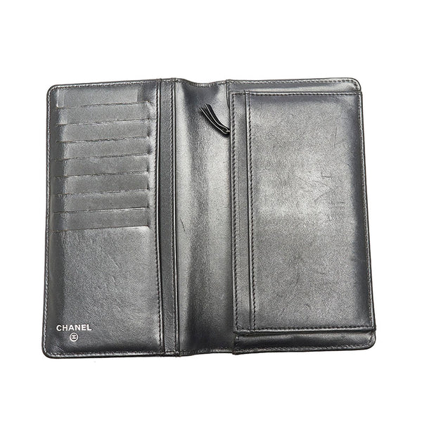 シャネル マトラッセ ブラック シルバーラメ カーフスキン 長財布 レディース CHANEL 【中古】