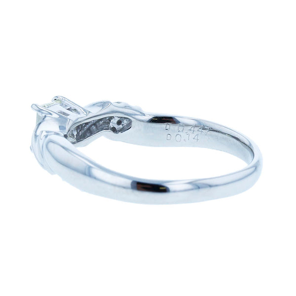 Pt900 プラチナ ダイヤ0.447ct ダイヤ0.14ct リング 指輪 レディース 19号 【中古】