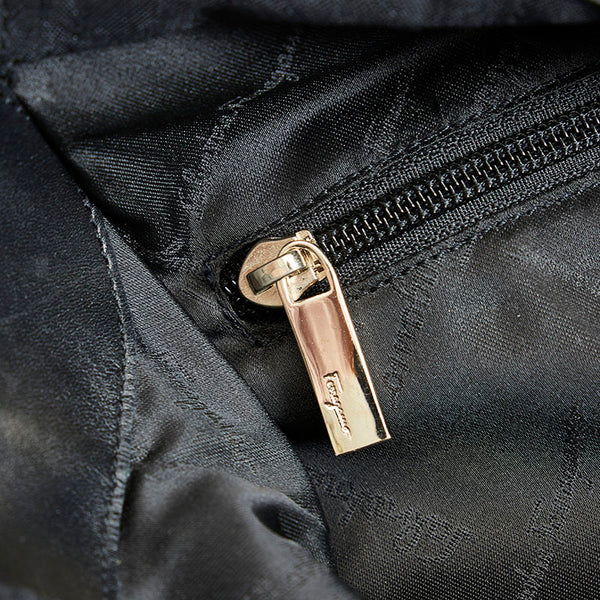 サルヴァトーレフェラガモ ガンチーニ  AU-21 2812 ブラック キャンバス レザー トートバッグ レディース Salvatore Ferragamo 【中古】