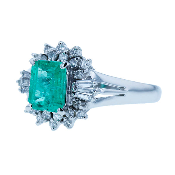 Pt900 プラチナ エメラルド0.80ct ダイヤ0.26ct リング 指輪 レディース 11号 【中古】