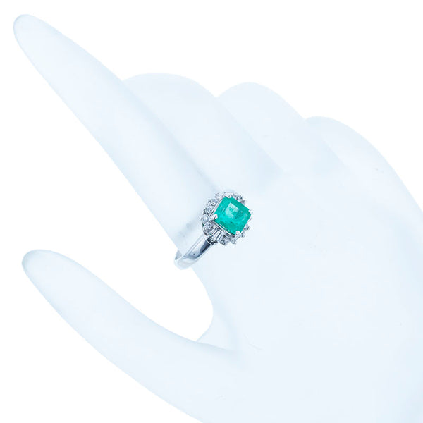 Pt900 プラチナ エメラルド1.00ct ダイヤ0.24ct リング 指輪 レディース 14号 【中古】