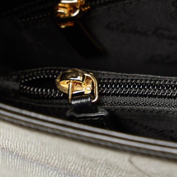 サルヴァトーレフェラガモ ショルダーバッグ 1-240001053983