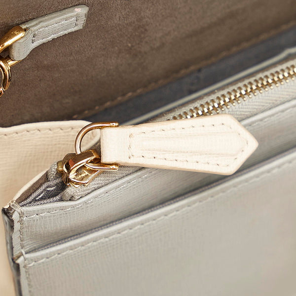 フェンディ モンスター 8M0346 ライトピンク ライトグレー レザー ウォレットチェーン レディース FENDI 【中古】