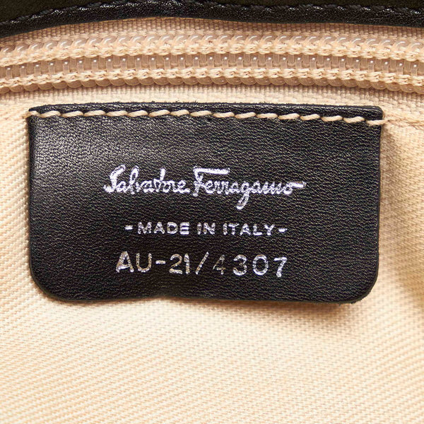 サルヴァトーレフェラガモ ヴァラ ティアード AU 21 4307 ブラック キャンバス レザー ハンドバッグ レディース Salvatore Ferragamo 【中古】
