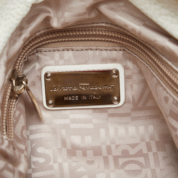 サルヴァトーレフェラガモ ガンチーニ トートバッグ ハンドバッグ AB-21 7421 ホワイト レザー レディース Salvatore Ferragamo 【中古】