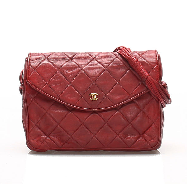 シャネル マトラッセ レッド ラムスキン 肩掛け ショルダーバッグ レディース CHANEL 中古