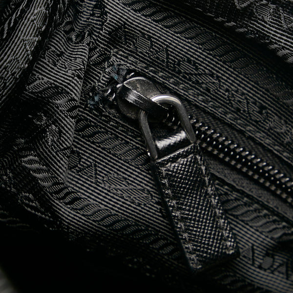 プラダ 斜め掛け ショルダーバッグ ブラック ナイロン レディース PRADA 【中古】