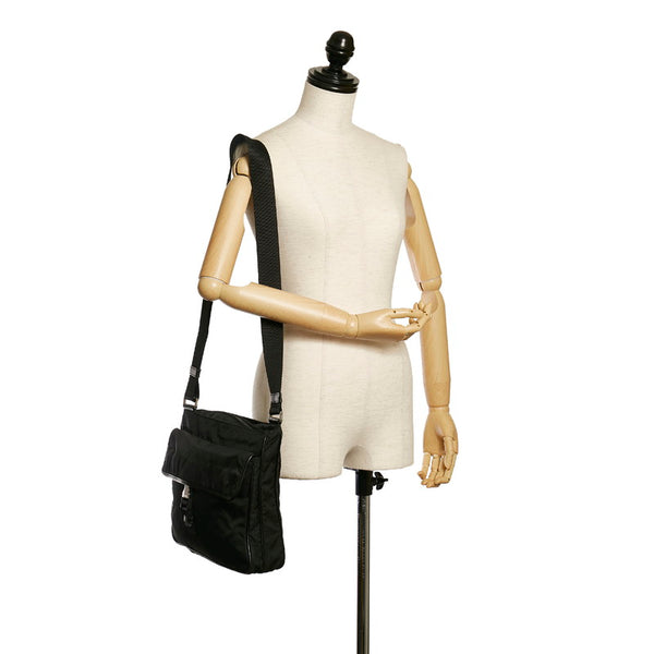 プラダ 斜め掛け ショルダーバッグ ブラック ナイロン レディース PRADA 【中古】