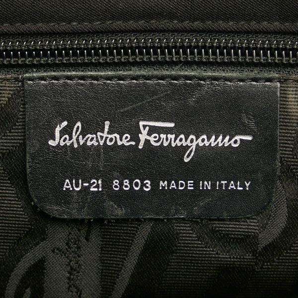 サルヴァトーレフェラガモ チェーン ショルダーバッグ AU-21 8803 ブラック ナイロン レディース Salvatore Ferragamo 【中古】