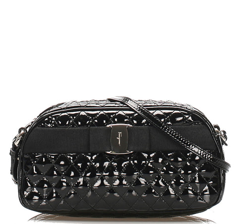 サルヴァトーレフェラガモ ヴァラボウ GG-21 D860 ブラック 黒 エナメル ショルダーバッグ Salvatore Ferragamo レディース 中古