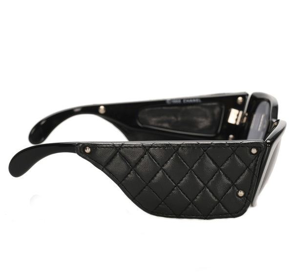 シャネル ブラック 黒 プラスチック レザー サングラス ユニセックス CHANEL 中古