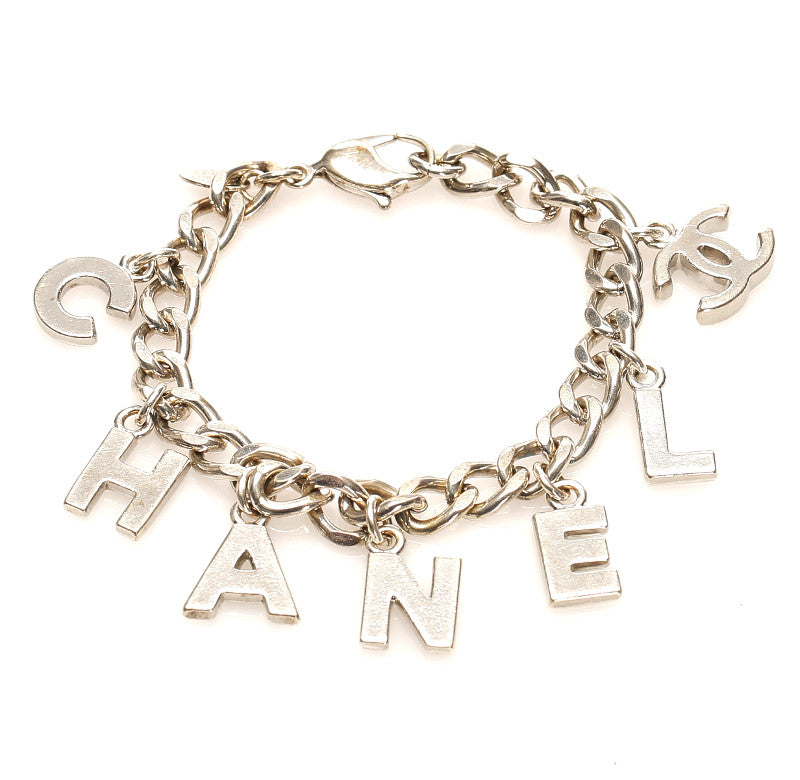 シャネル ロゴ ココマーク 05 V シルバー メタル ブレスレット レディース CHANEL 中古
