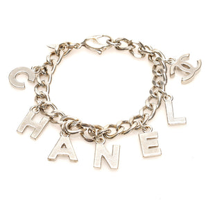 シャネル ロゴ ココマーク 05 V シルバー メタル ブレスレット レディース CHANEL 中古