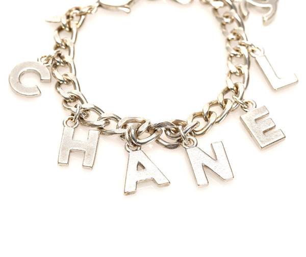 シャネル ロゴ ココマーク 05 V シルバー メタル ブレスレット レディース CHANEL 中古
