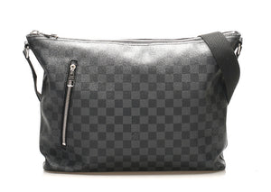 ルイ ヴィトン ダミエ　グラフィット ミック MM N41106 ブラック グレー PVC ショルダーバッグ メンズ LOUIS VUITTON 中古