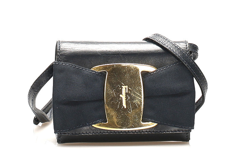 サルヴァトーレフェラガモ ヴァラリボン AQ-21 6164 ブラック 黒 レザー ナイロン ショルダーバッグ レディース Salvatore Ferragamo 中古