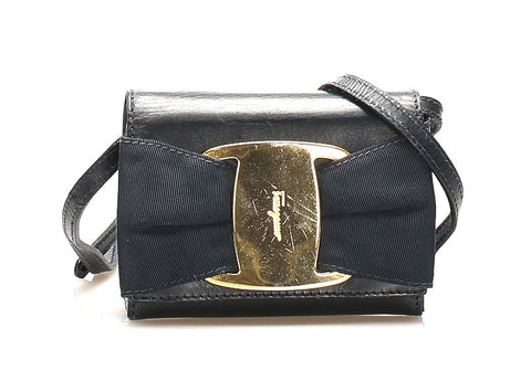 サルヴァトーレフェラガモ ヴァラリボン AQ-21 6164 ブラック 黒 レザー ナイロン ショルダーバッグ レディース Salvatore Ferragamo 中古