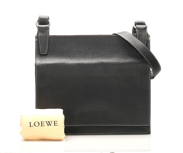 ロエベ ブラック レザー 肩掛け ショルダーバッグ レディース LOEWE 【中古】
