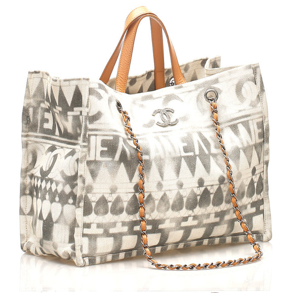 シャネル グレー アイボリー キャンバス レザー ハンドバッグ ショルダーバッグ 2WAY レディース CHANEL 中古