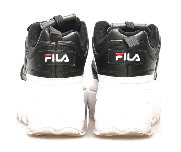 フィラ ブラック レザー スニーカー レディース FILA 中古