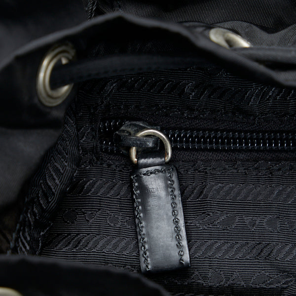 プラダ リュックサック バックパック B4650 ブラック ナイロン レザー レディース PRADA 【中古】