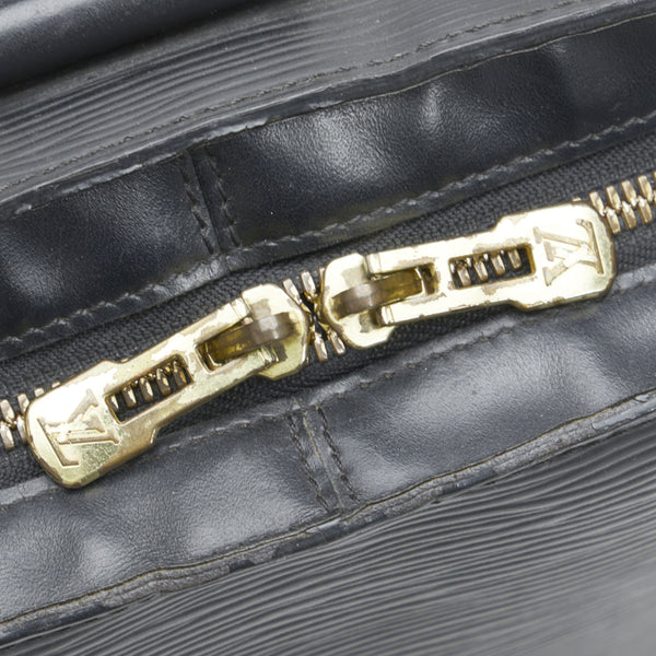ルイ ヴィトン エピ コブラン リュック バックパック M52292 ノワール ブラック レザー レディース LOUIS VUITTON 【中古】