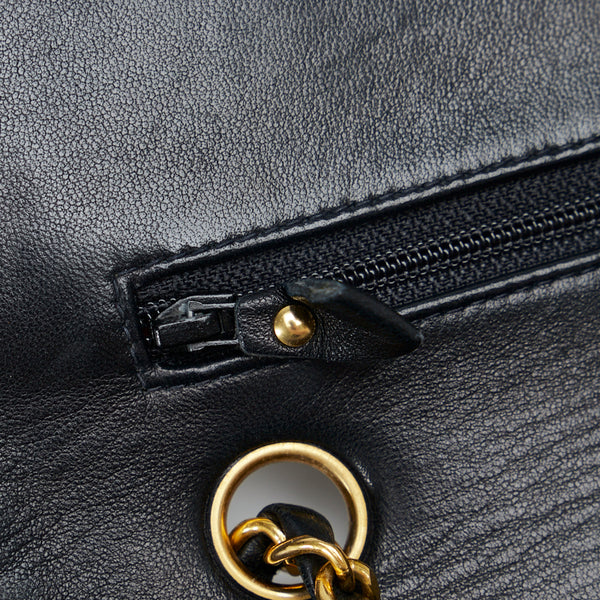 シャネル マトラッセ ダブルフラップ チェーン ショルダーバッグ ブラック ゴールド レザー レディース CHANEL 【中古】