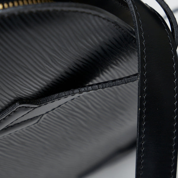 ルイ ヴィトン エピ リュサック ショルダーバッグ トートバッグ M52282 ノワール ブラック レザー レディース LOUIS VUITTON 【中古】