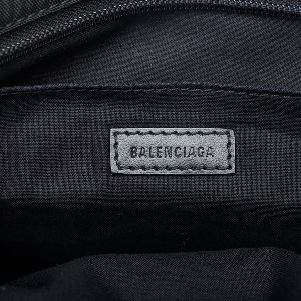 バレンシアガ ロゴ クラッチバッグ セカンドバッグ ブラック ナイロン レザー レディース BALENCIAGA 【中古】