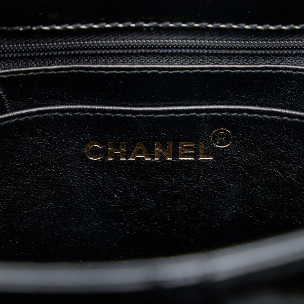 シャネル マトラッセ ココマーク ハンドバッグ ブラック パテントレザー レディース CHANEL 【中古】