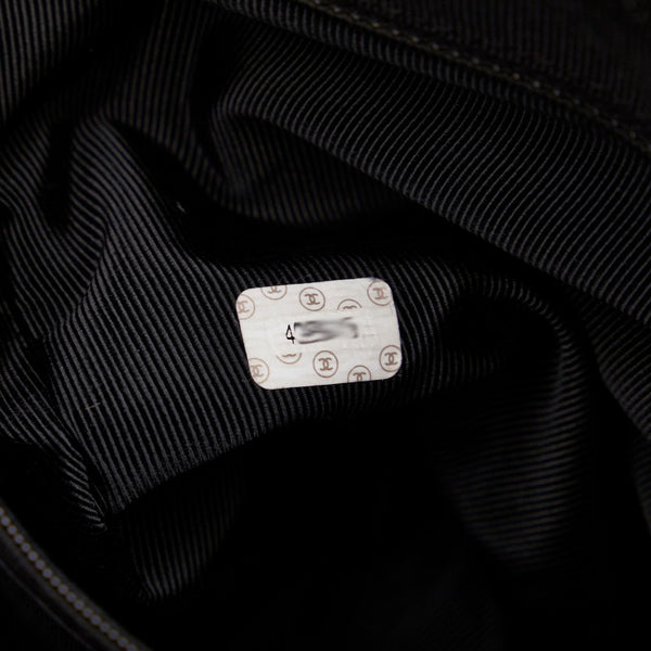 シャネル トリプルココマーク ゴールド金具 チェーン ショルダーバッグ ブラック キャビアスキン レディース CHANEL 【中古】