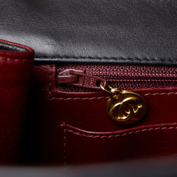 シャネル デカマトラッセ ココマーク チェーン ショルダーバッグ ブラック レザー レディース CHANEL 【中古】