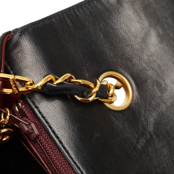 シャネル マトラッセ ダイアナ25 チェーン ショルダーバッグ  ブラック レザー レディース CHANEL 【中古】